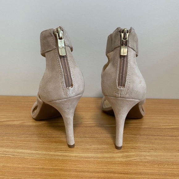 BCBGeneration Powder Nude Suede Mavel-X Open-Toe Shoes Size 9M - Picture 3 of 5